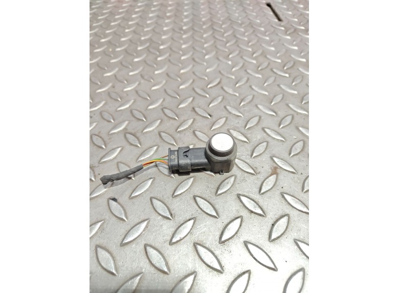 Датчик парктроника к Volkswagen Golf