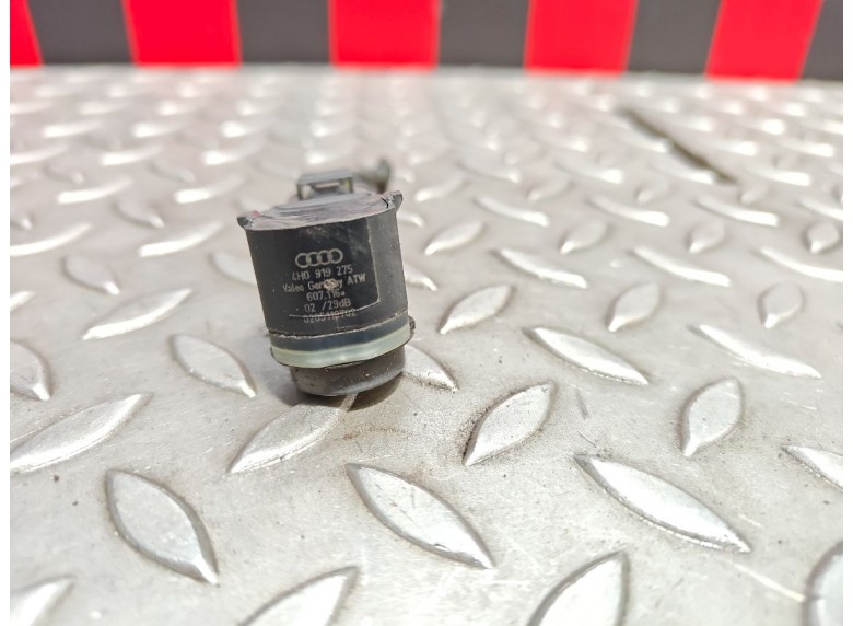 Датчик парктроника к Датчик парктроника к Volkswagen Golf 2011 г. Golf