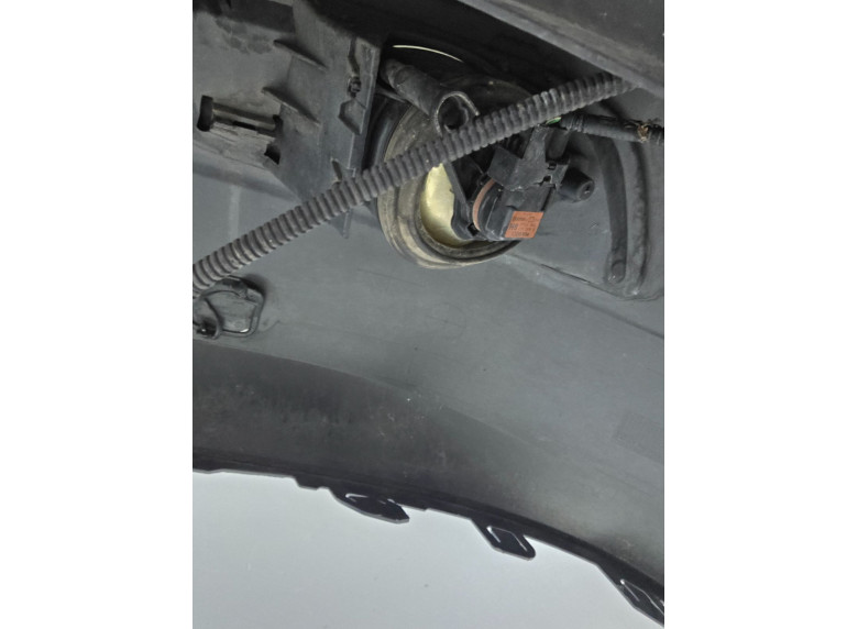 Фара противотуманная правая к Фара противотуманная правая к Volvo V50 2008 г. V50