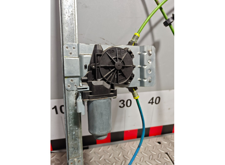 Стеклоподъемник электрический передний правый к Стеклоподъемник электрический передний правый к Citroen Jumpy 2008 г. Scudo