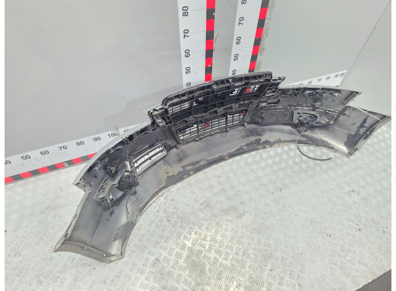 Бампер передний к Audi A6, 2006г.