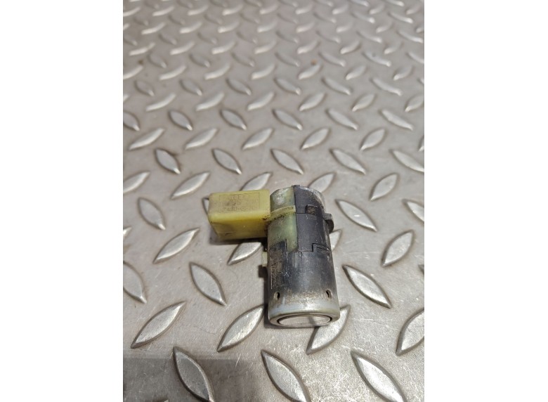 Датчик парктроника к Audi A6