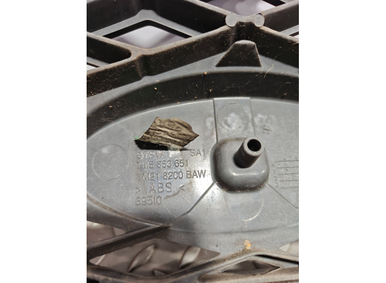 Решетка радиатора к Ford Galaxy, 2002г.