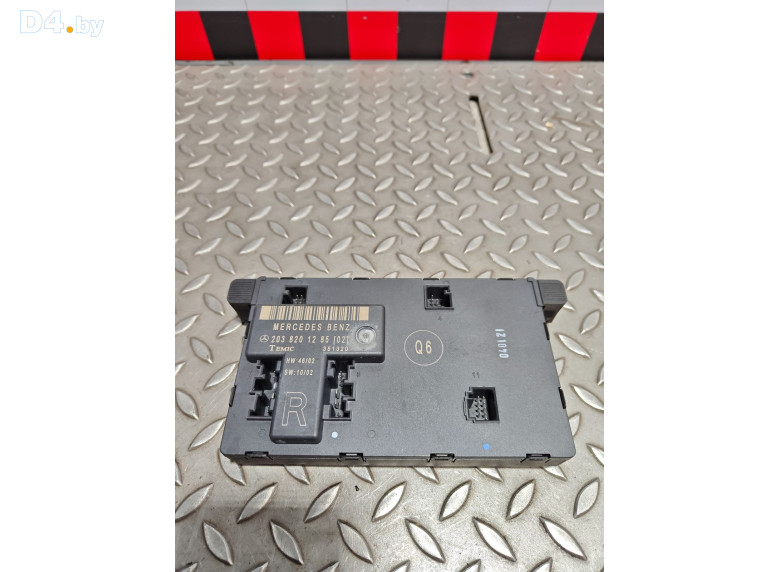 Блок управления двери передней правой к Mercedes CW203 2002 г.