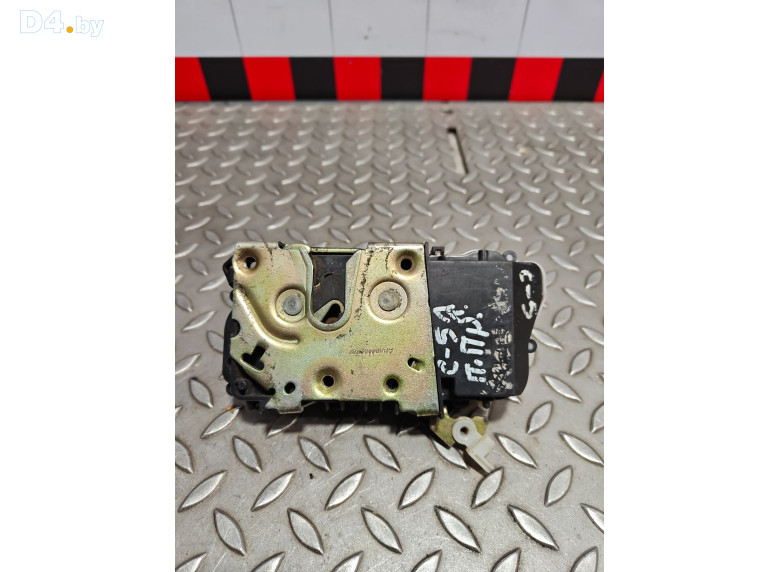 Замок двери передней правой к Citroen C5 2003 г.