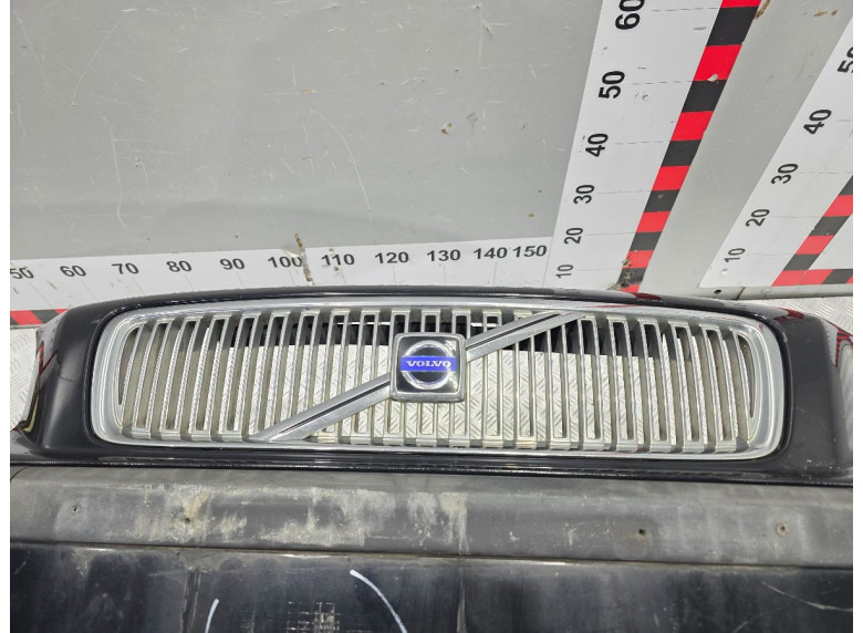 Решетка радиатора к Volvo V70