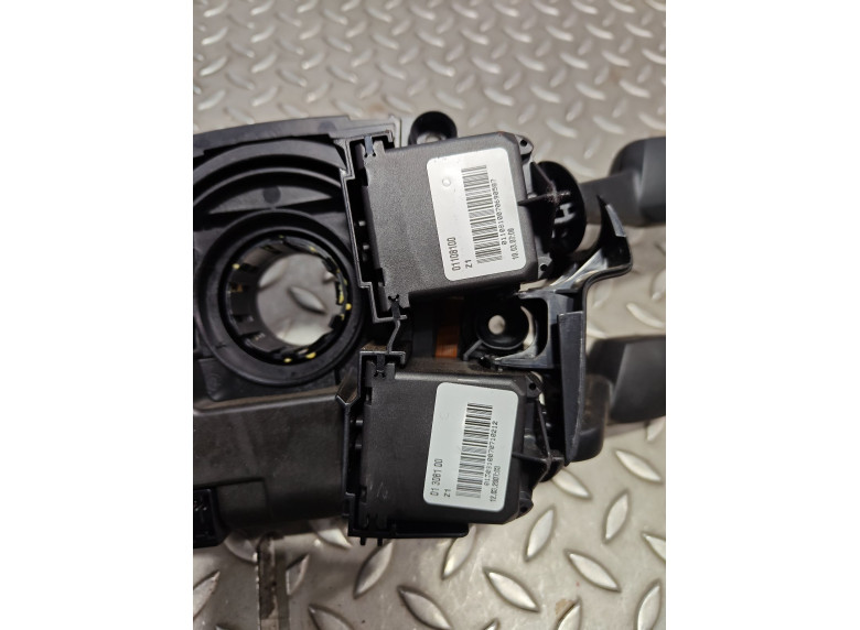 Переключатель подрулевой (стрекоза) к Переключатель подрулевой (стрекоза) к BMW 1E87/E81/E82/E88 2007 г. 1 E87/E81/E82/E88