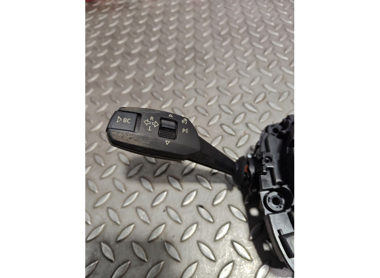 Переключатель подрулевой (стрекоза) к Переключатель подрулевой (стрекоза) к BMW 1E87/E81/E82/E88 2009 г. 1 E87/E81/E82/E88