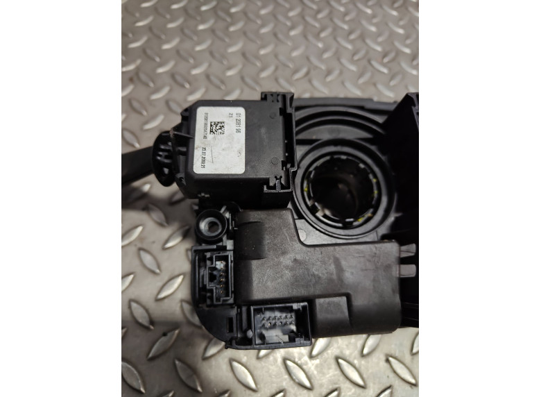 Переключатель подрулевой (стрекоза) к Переключатель подрулевой (стрекоза) к BMW 1E87/E81/E82/E88 2009 г. 1 E87/E81/E82/E88