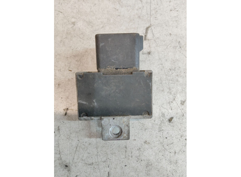 Реле накала свечей к Renault Trafic, 2004г.