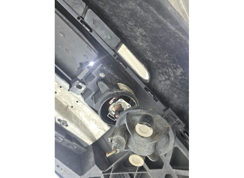 Фара противотуманная правая к Фара противотуманная правая к Audi A4 2000 г. A4