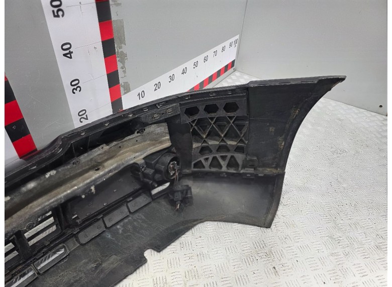 Бампер передний к Бампер передний к Audi A4 2000 г. A4