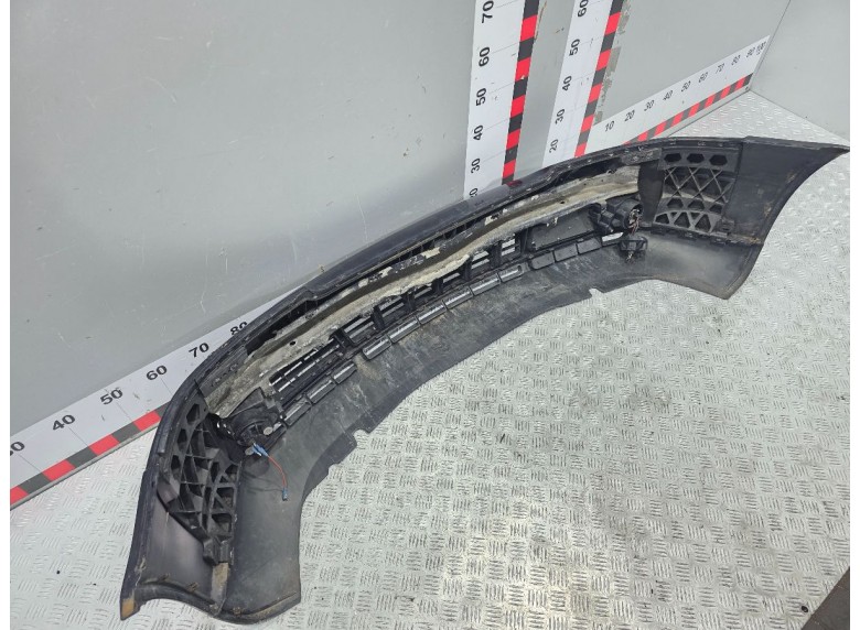 Бампер передний к Бампер передний к Audi A4 2000 г. A4