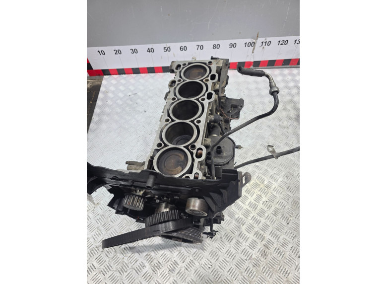 Блок цилиндров к Блок цилиндров к Volvo S80 2000 г. S80