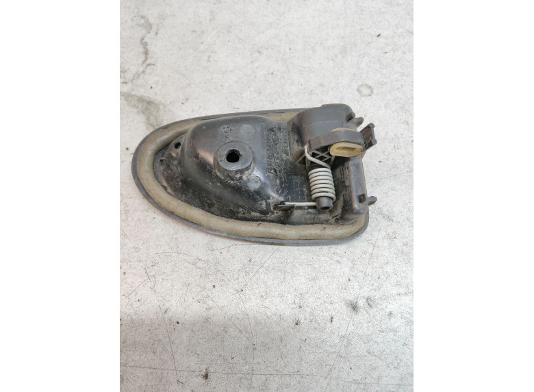 Ручка внутренняя передняя правая к Renault Master, 2006г.