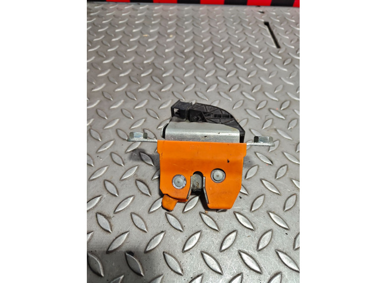 Замок багажника к Замок багажника к Skoda Fabia 2005 г. Fabia