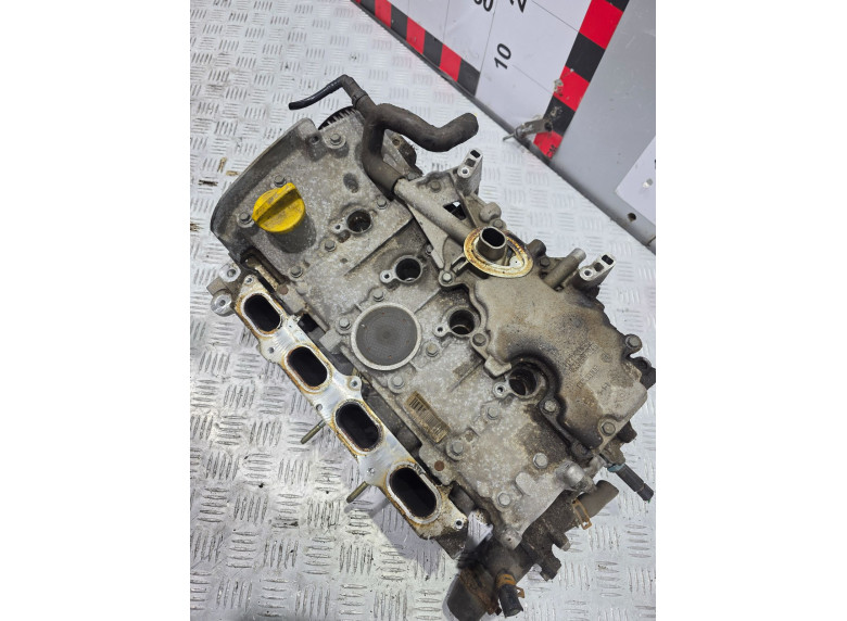 Головка блока цилиндров к Renault Scenic, 2002г.