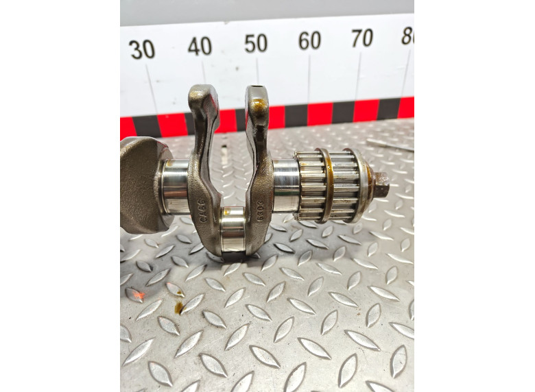 Коленвал к Ford Fiesta, 2015г.