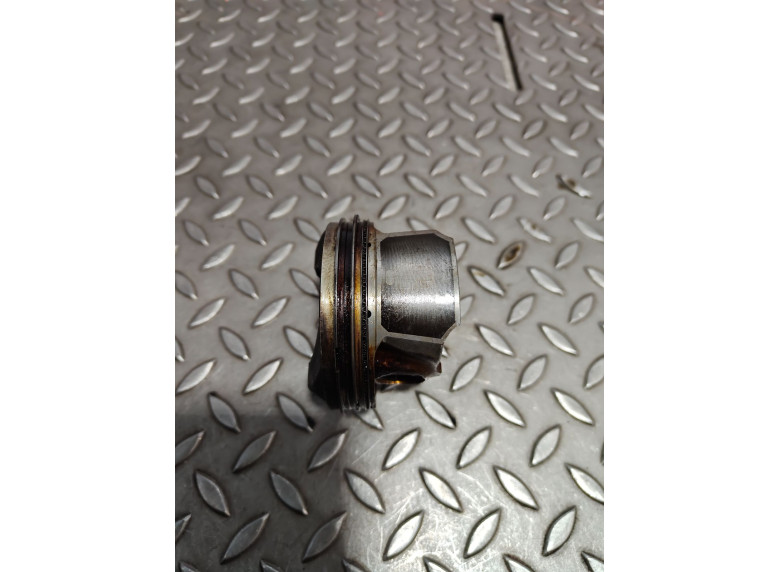 Поршень к Ford Fiesta, 2015г.