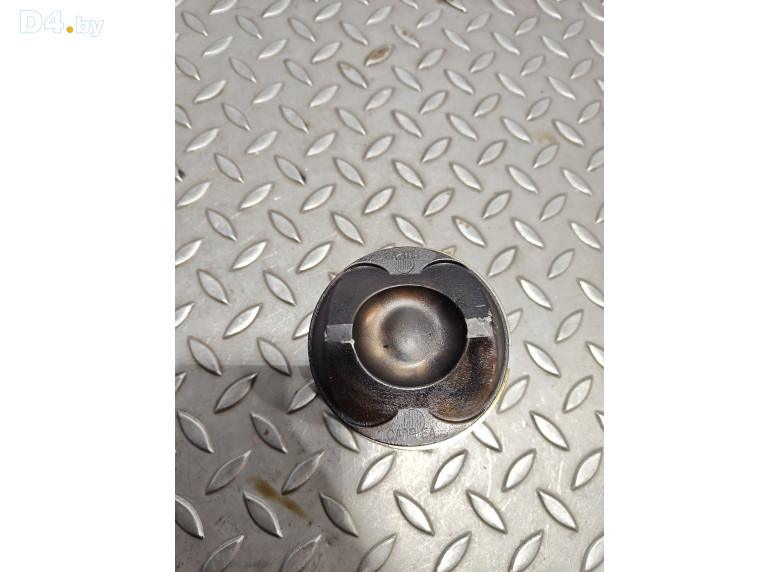 Поршень к Ford Fiesta 2015 г.