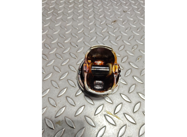 Поршень к Ford Fiesta, 2015г.