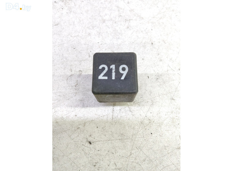 Реле вентилятора к Audi A6 2002 г.