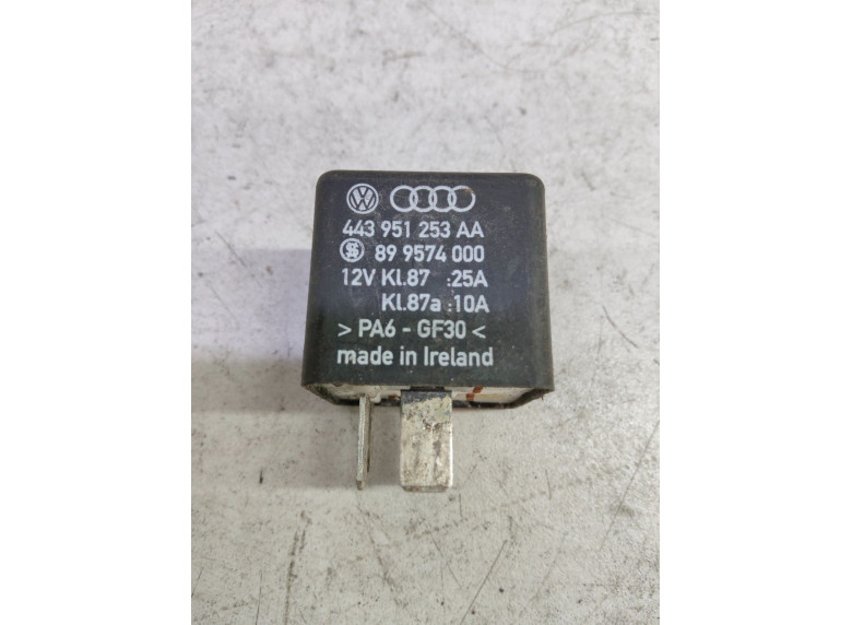 Реле вентилятора к Реле вентилятора к Audi A6 2002 г. A6