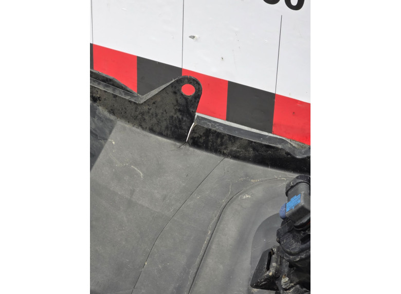 Клык бампера передний правый к Клык бампера передний правый к Fiat Ducato 2020 г. Ducato