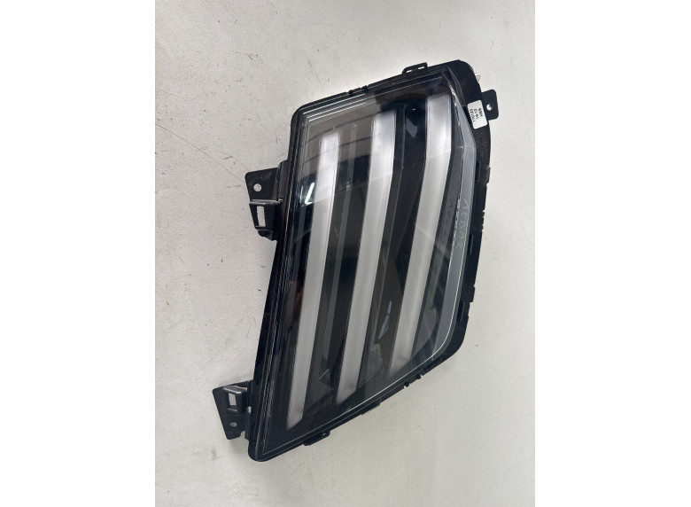 Дневные ходовые огни левые к Peugeot 208, 2023г.