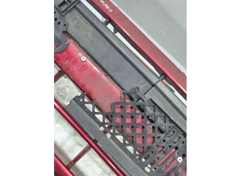 Бампер передний к Renault Scenic, 2001г.