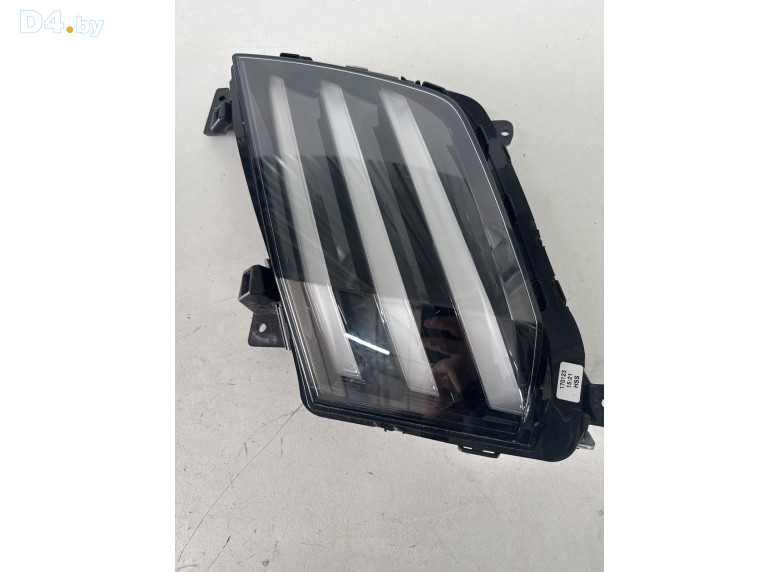 Дневные ходовые огни правые к Peugeot 208 2023 г.