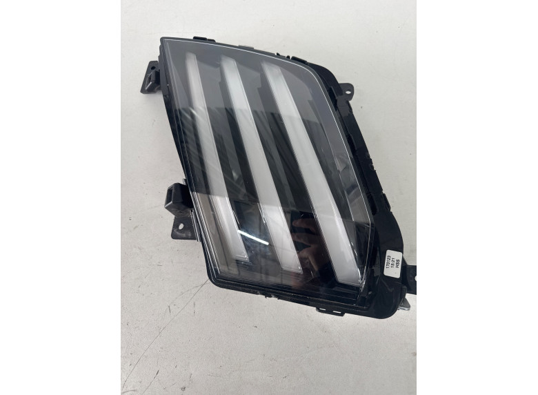 Дневные ходовые огни правые к Peugeot 208, 2023г.