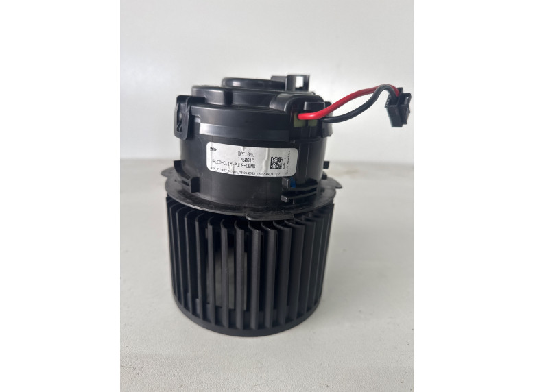 Моторчик печки к Peugeot 308, 2022г.