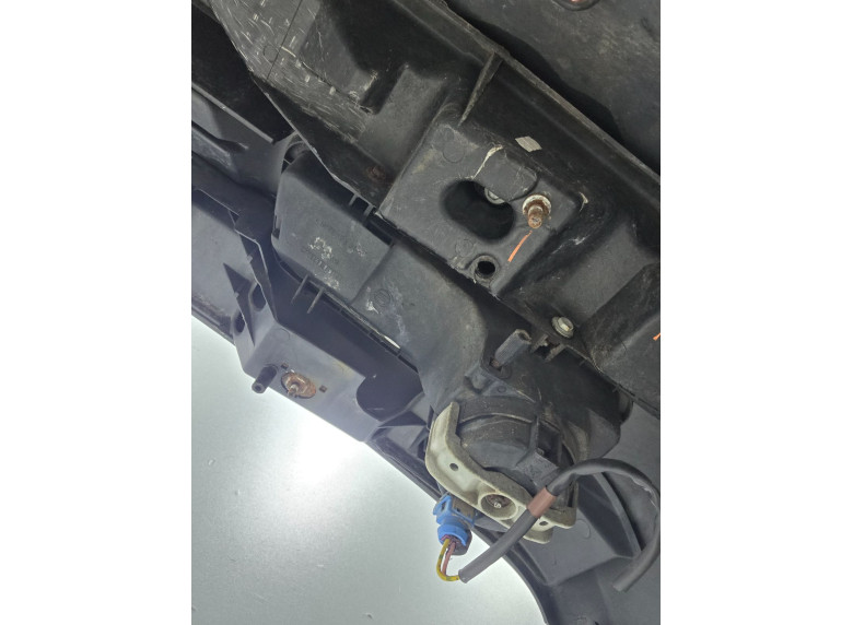 Фара противотуманная правая к Фара противотуманная правая к Peugeot 806 2000 г. 806