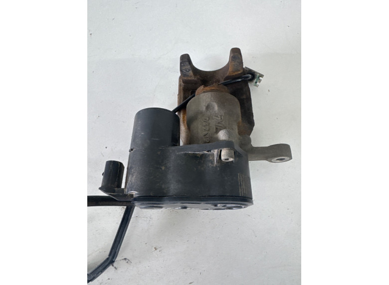 Суппорт задний левый к Peugeot 308, 2022г.