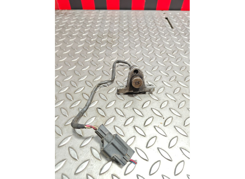 Датчик коленвала к Датчик коленвала к Volvo S80 2000 г. S80