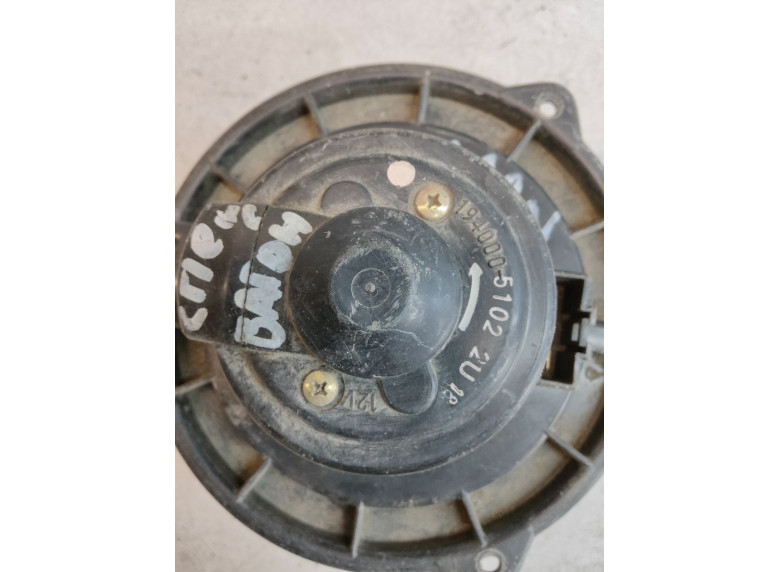 Моторчик печки к Mitsubishi Space Wagon, 2000г.