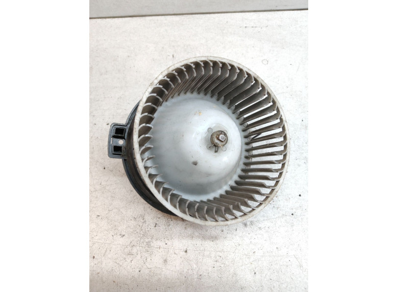 Моторчик печки к Toyota Corolla, 1999г.