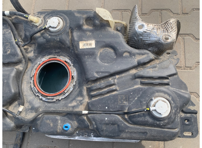 Бак топливный к Peugeot 308, 2022г.