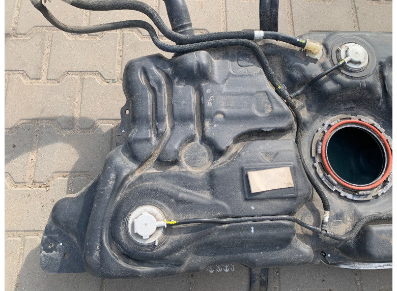 Бак топливный к Peugeot 308, 2022г.