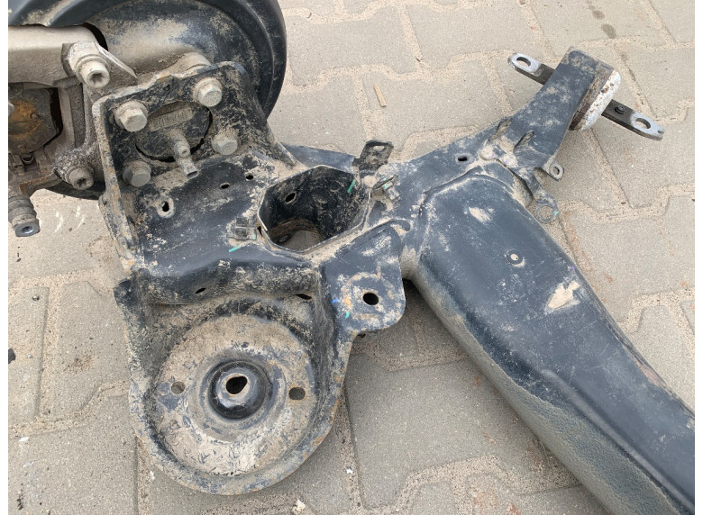 Балка подвески задняя к Peugeot 308, 2022г.