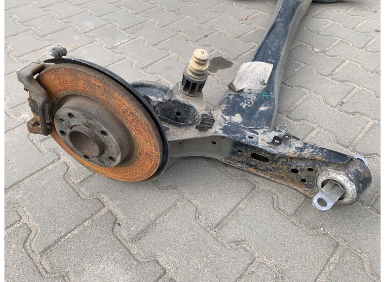 Балка подвески задняя к Peugeot 308, 2022г.