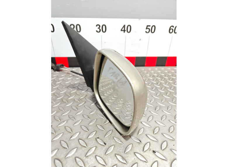 Зеркало наружное правое к Зеркало наружное правое к Skoda Fabia 2004 г. Fabia