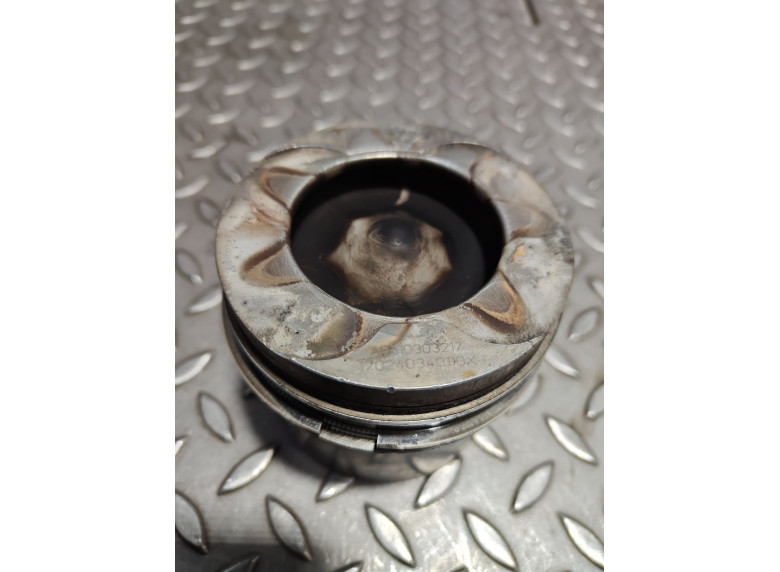 Поршень к Поршень к Mercedes Sprinter 2017 г. Sprinter