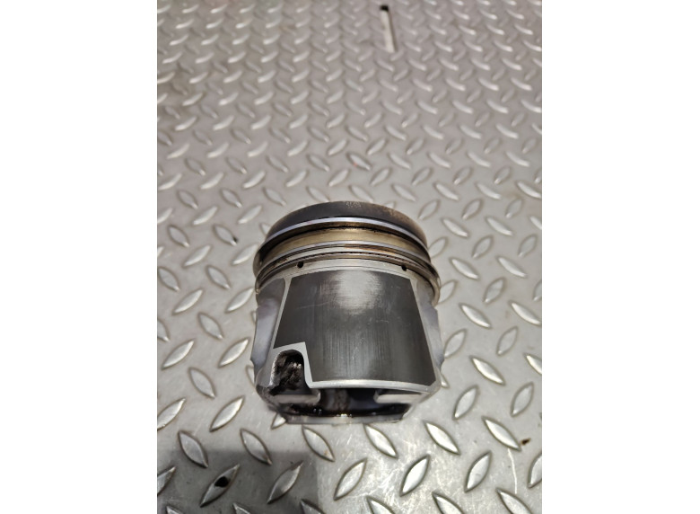 Поршень к Поршень к Mercedes Sprinter 2017 г. Sprinter