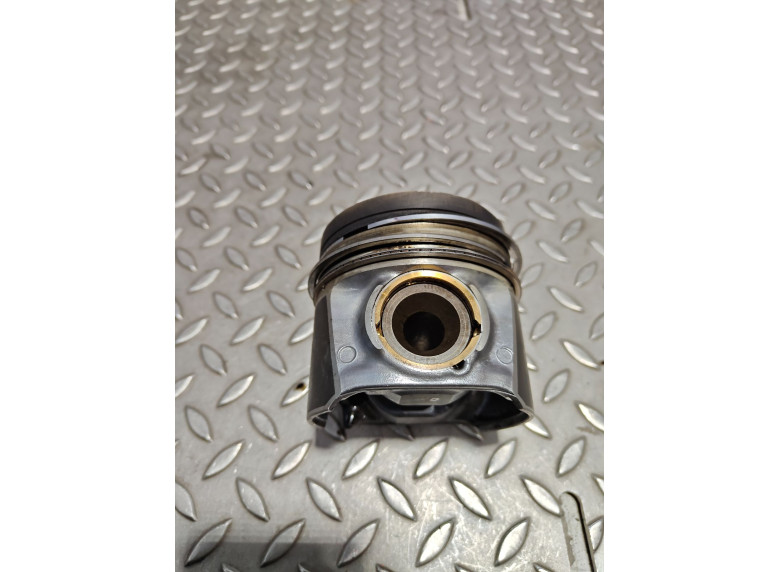 Поршень к Поршень к Mercedes Sprinter 2017 г. Sprinter