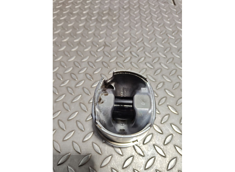 Поршень к Поршень к Mercedes Sprinter 2017 г. Sprinter