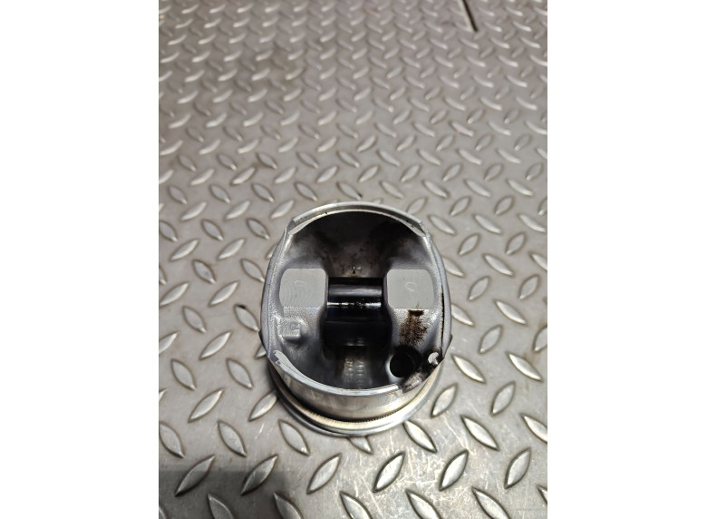 Поршень к Поршень к Mercedes Sprinter 2017 г. Sprinter