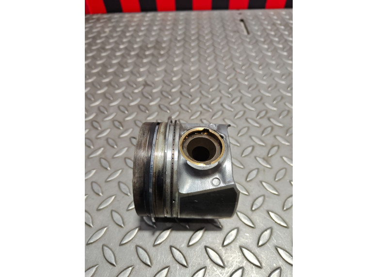 Поршень к Поршень к Mercedes Sprinter 2017 г. Sprinter