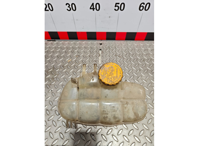 Бачок расширительный к Opel Meriva, 2008г.